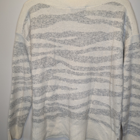 LOFT women's tunic oversized wool blend sweater cream gray Sz XS - Picture 3 of 11